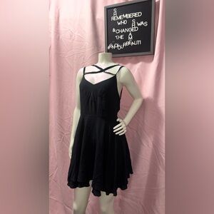 Kimchi Blue Black Strappy Fit & Flare Backless Dress – Size 6